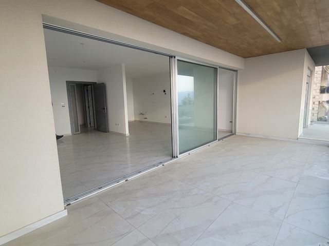 Sea-view apartment for sale in Hadath, Baabda - photo 2