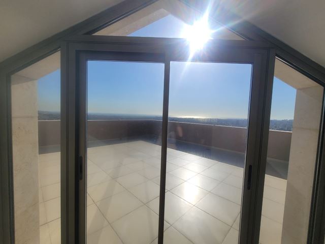 Sea-view apartment for sale in Hazmieh, Baabda