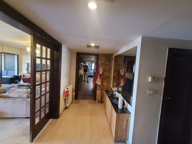 Apartment with a terrace for sale in Mar Takla, Baabda - photo 3