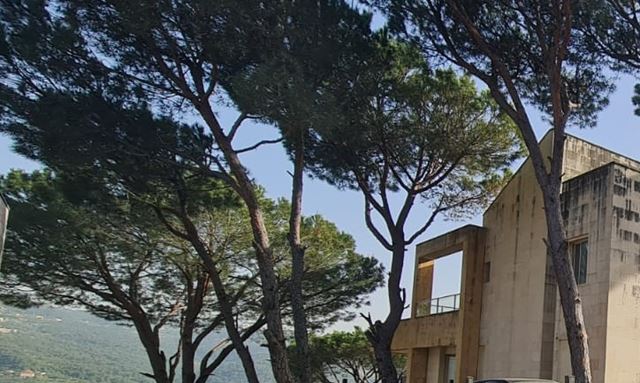 Villa with a terrace for sale in Broumana, Metn
