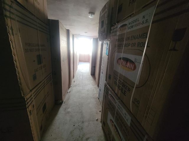 Warehouse for sale in Hazmieh, Baabda - photo 2