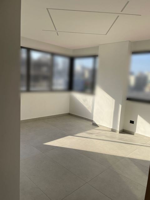 Office for rent in Sin El Fil, Metn
