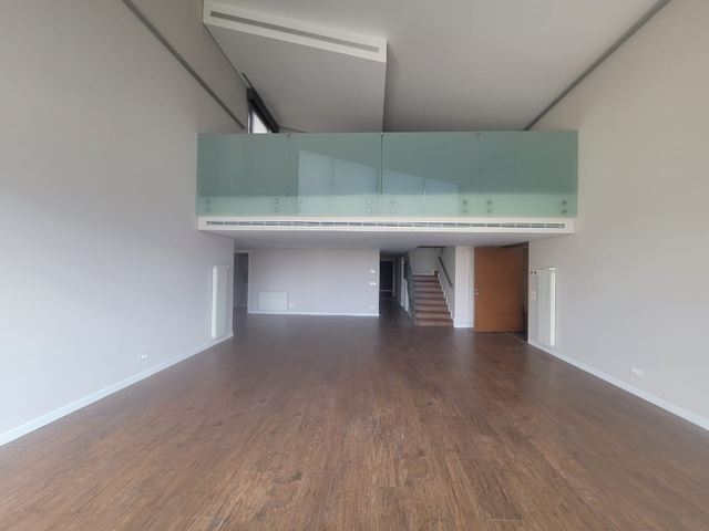 Apartment with a terrace for sale in Hazmieh, Baabda