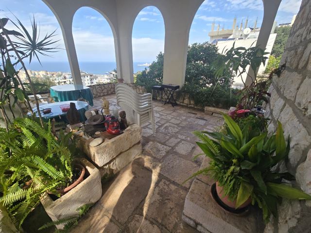 Sea-view house for sale in Keserwan