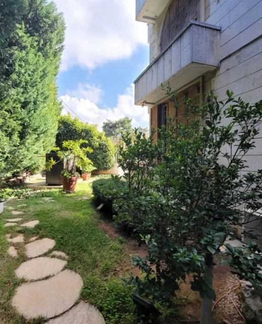 Sea-view building for sale in Kornet Chehwen, Metn