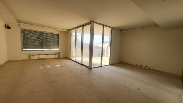 Apartment with a terrace for sale in Rabweh, Metn