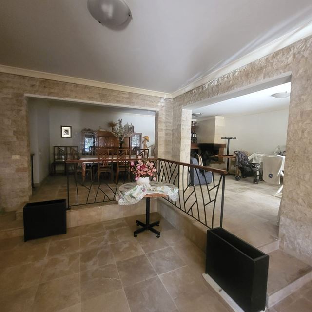 Apartment with a garden for sale in Mansourieh, Metn - photo 3