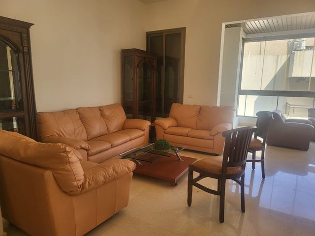 Apartment with a garden for sale in Aoukar, Metn - photo 2