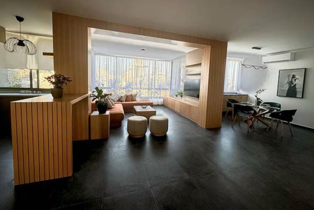Apartment with a terrace for rent in Achrafieh, Beirut