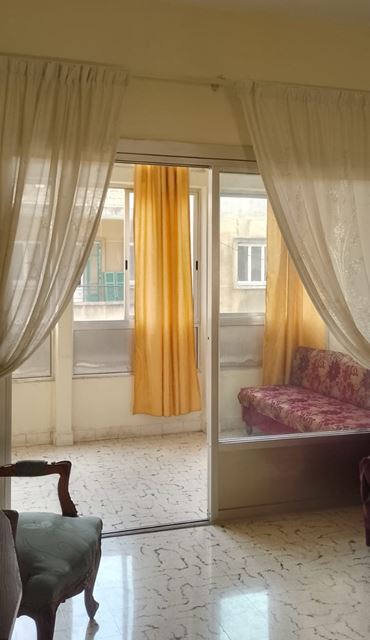 Apartment for sale in Geitawi, Beirut - photo 2