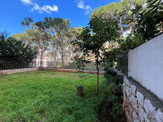 Apartment with a garden for sale in Mar Rukuz, Metn