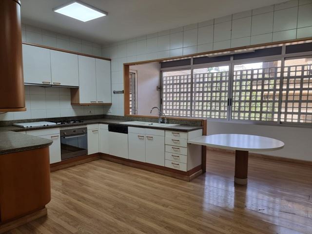 Apartment for sale in Achrafieh, Beirut - photo 2