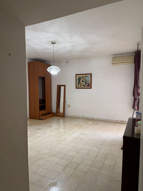 Apartment with a terrace for sale in Aoukar, Metn - photo 2