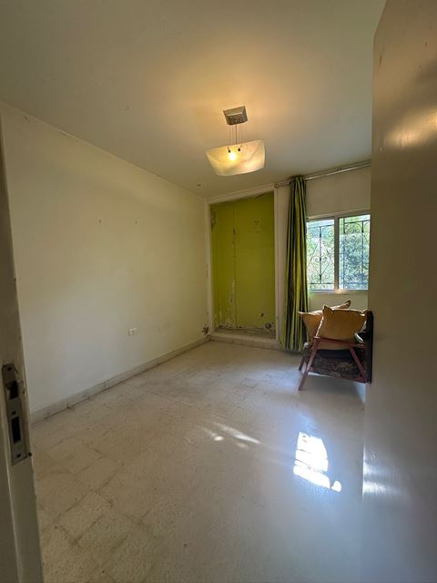 Apartment with a terrace for sale in Aoukar, Metn - photo 3