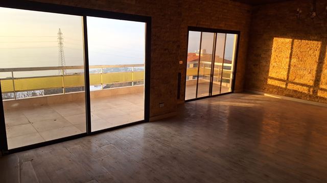 Sea-view apartment for sale in Ashkout, Keserwan
