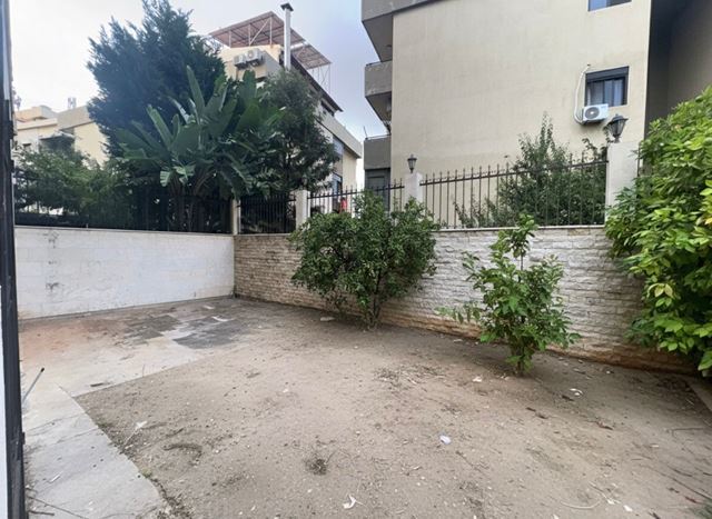 Apartment with a terrace for sale in Ant Elias, Metn - photo 2