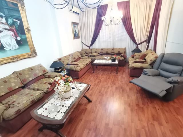 Apartment with a terrace for sale in Rabieh, Metn - photo 3