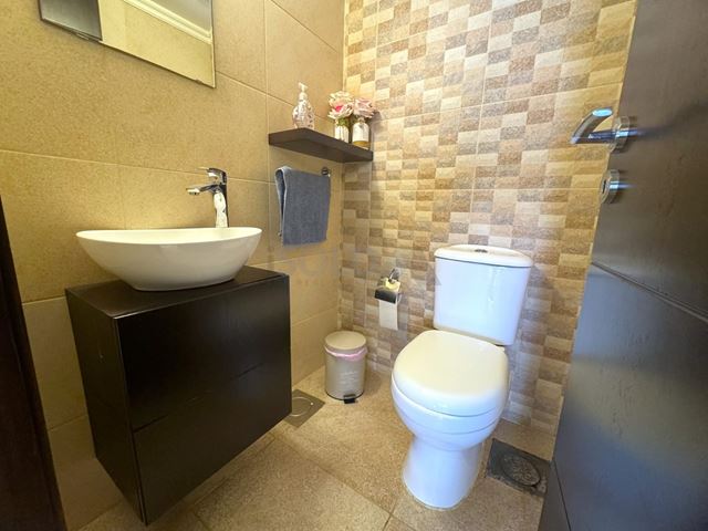 Furnished apartment for sale in Mansourieh, Metn - photo 3
