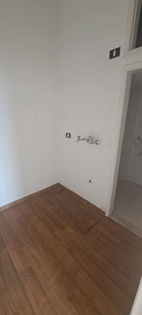 Office with a terrace for rent in Ghazir, Keserwan - photo 2
