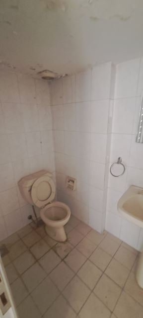 Office with a terrace for rent in Ghazir, Keserwan - photo 3