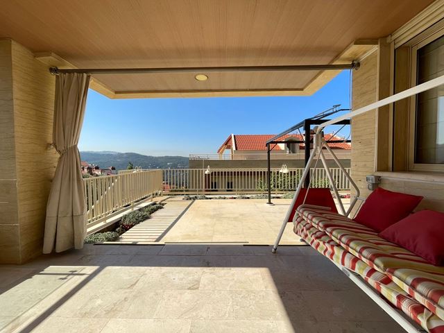 Villa with a terrace for sale in Broumana, Metn