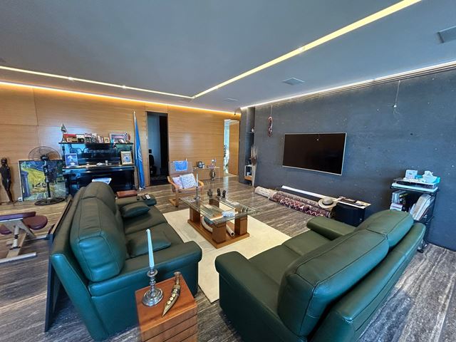 Sea-view apartment for sale in Bet Mery, Metn - photo 2
