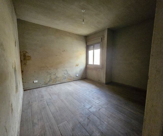 Sea-view building for sale in Jounieh, Keserwan - photo 2