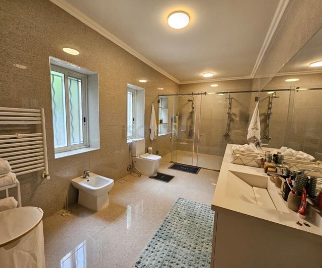 Sea-view villa for sale in Chnaniir, Keserwan - photo 3