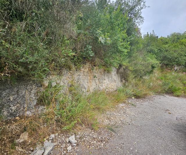 Land with a mountain view for sale in Fatqa, Keserwan - photo 2