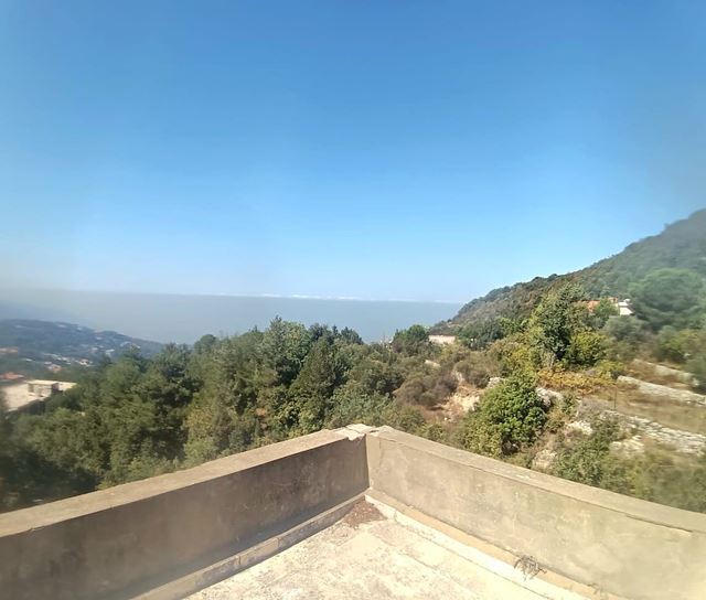 Sea-view land for sale in Kfour, Keserwan - photo 2