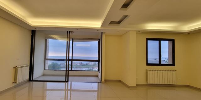 Sea-view apartment for sale in Bouar, Keserwan - photo 3