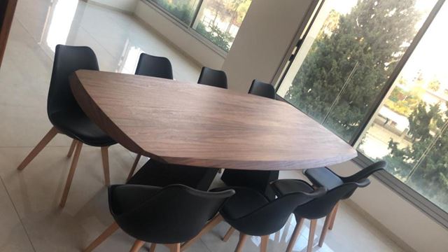 Sea-view apartment for rent in Achrafieh, Beirut - photo 2