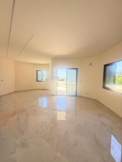 Sea-view apartment for sale in Blat, Jbeil