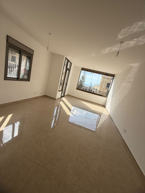 Sea-view apartment for sale in Jbeil