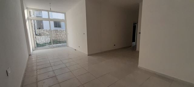 Apartment with a terrace for sale in Fidar, Jbeil - photo 3