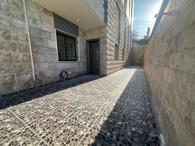 Apartment with a terrace for sale in Hboub, Jbeil - photo 3