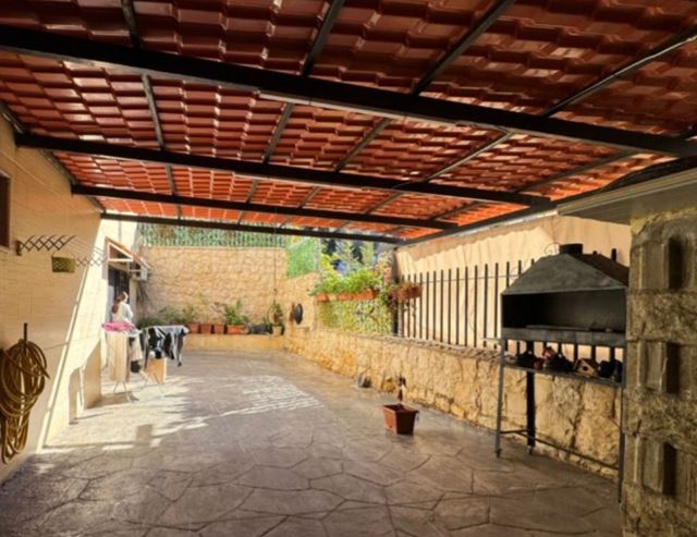 Apartment with a terrace for sale in Mansourieh, Metn