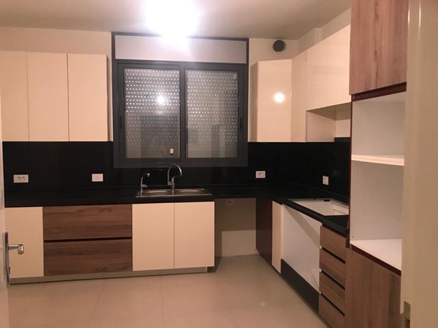 Sea-view apartment for sale in Beit El Kiko, Metn - photo 3