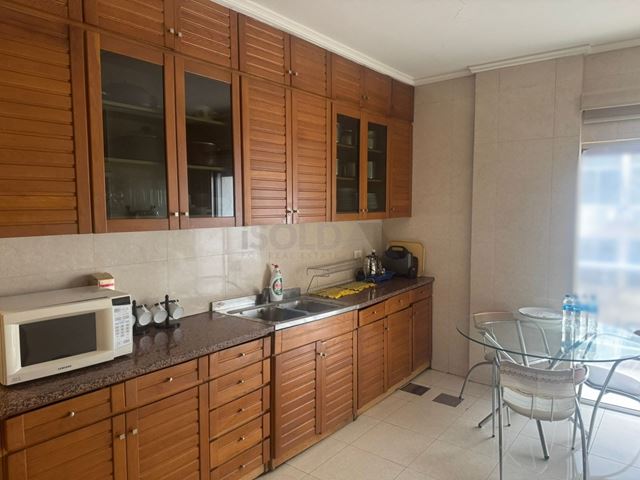 Apartment with a terrace for sale in Rawche, Beirut - photo 3