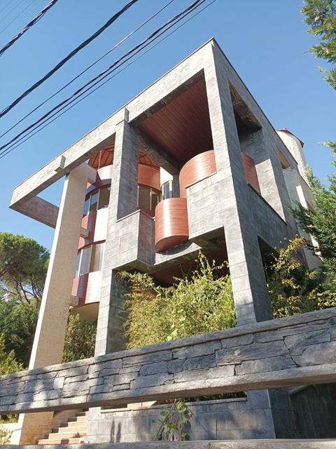 Villa with a terrace for sale in Baabdat, Metn - photo 2