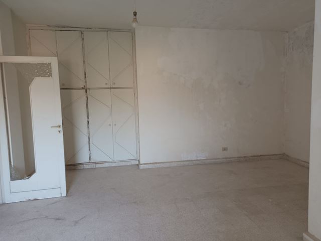 Apartment with a mountain view for sale in Bet Mery, Metn - photo 2