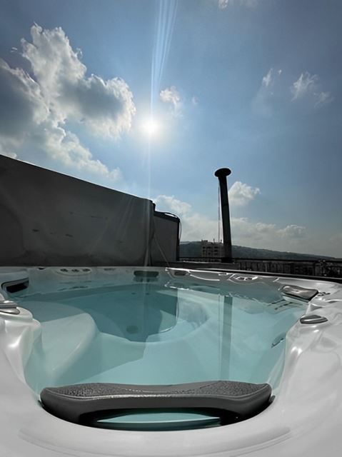Apartment with a terrace for rent in Zalka, Metn