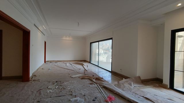 Sea-view apartment for sale in Gemayzeh, Beirut