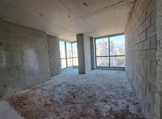 Office for rent in Dikwene, Metn