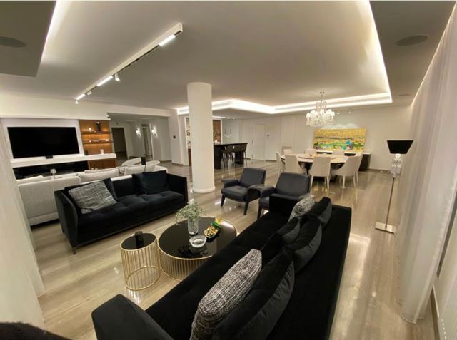 Sea-view apartment for sale in Dbaye, Metn - photo 2
