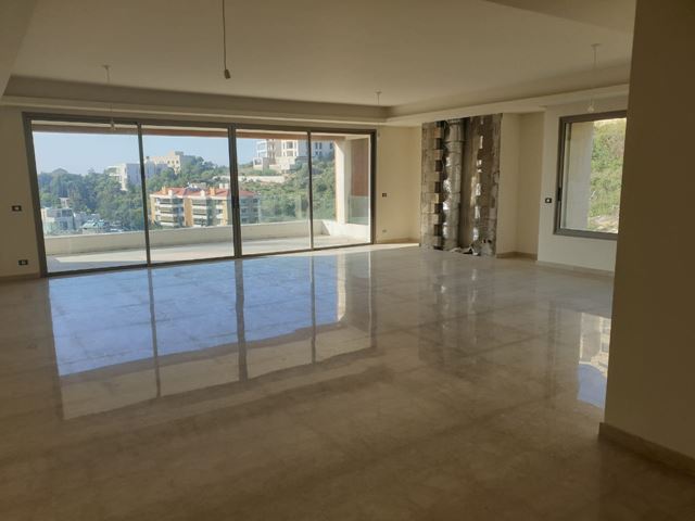 Sea-view apartment for sale in Yarzeh, Baabda