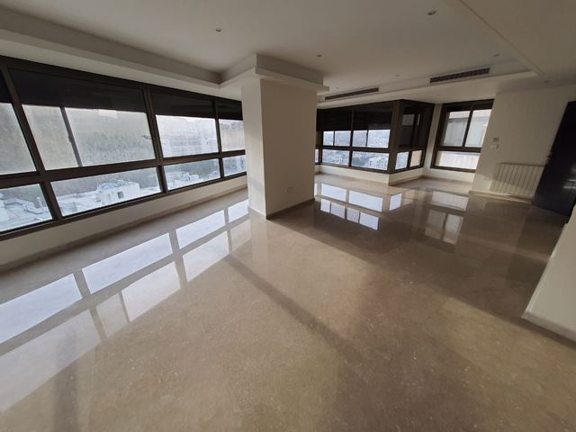 Sea-view apartment for sale in Mar Takla, Baabda