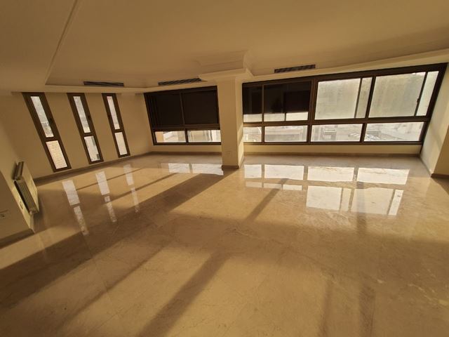 Sea-view apartment for sale in Mar Takla, Baabda - photo 2