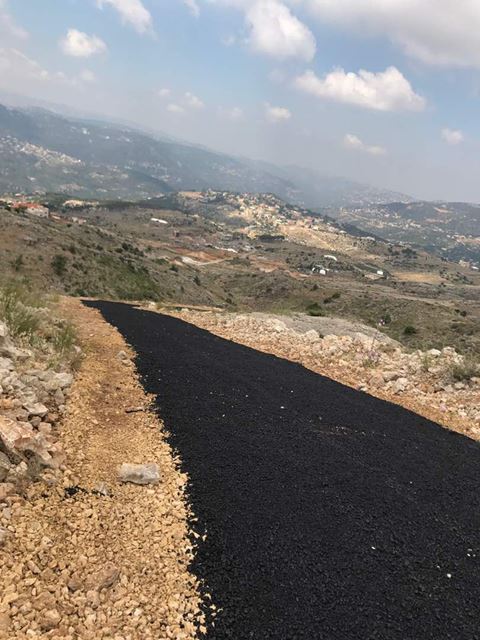 أرض بإطلالة على الجبل للبيع في الزعرور، المتن - صورة 2