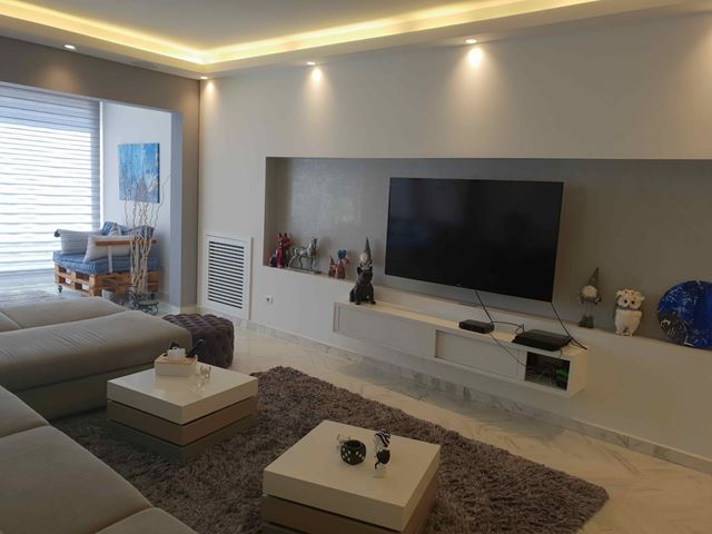 Furnished apartment for sale in Yarzeh, Baabda